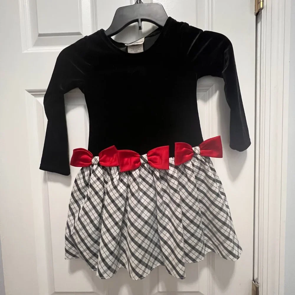 Rare Editions Size 4T long sleeve black velour plaid dress